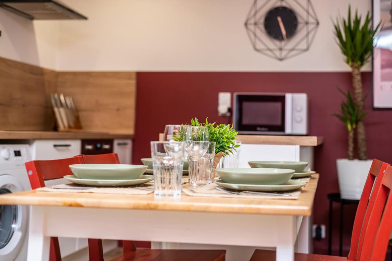 Jolie Maison De Ville Proche Centre-Ville Авиньон Екстериор снимка